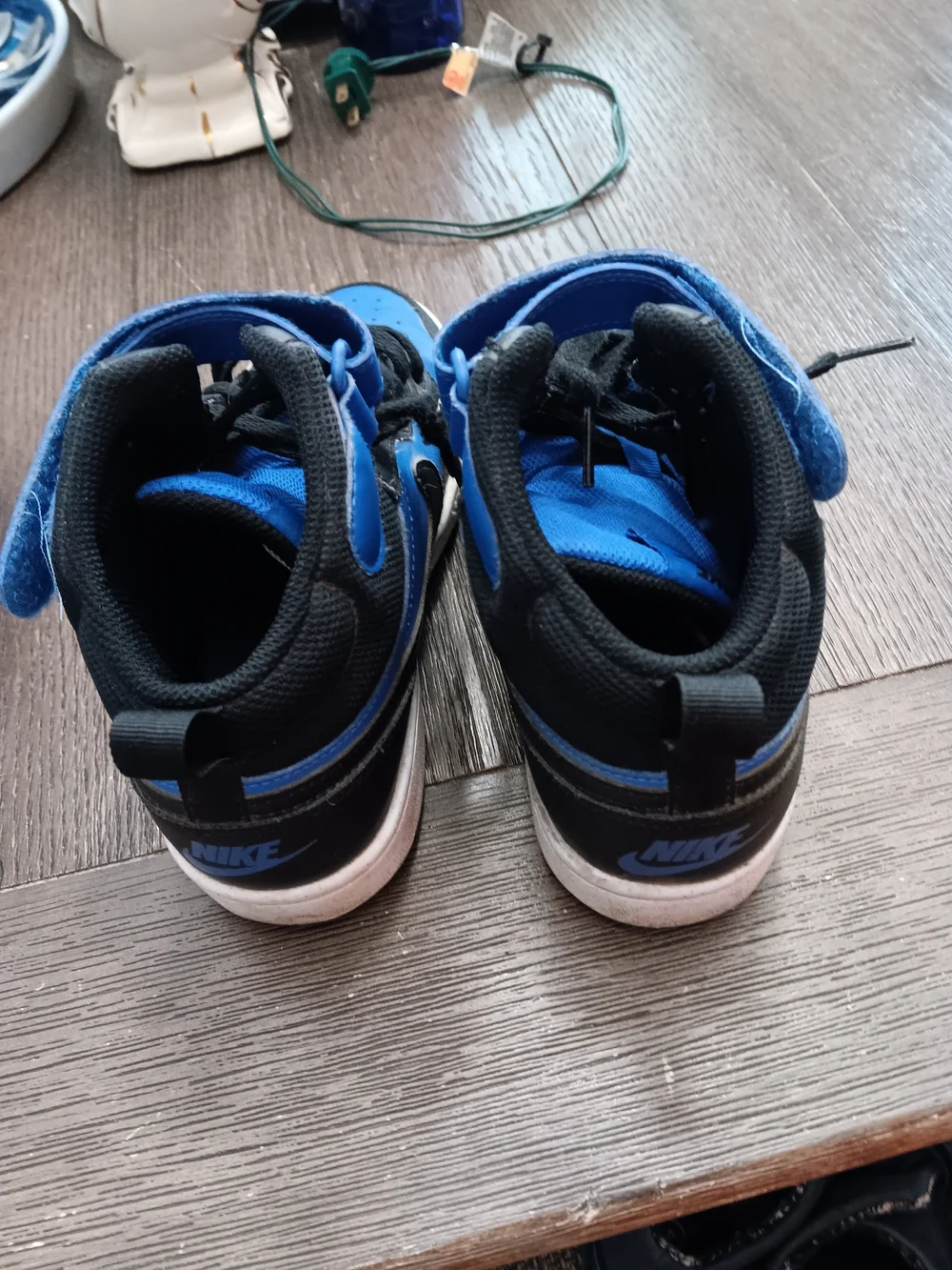 Boys Size 5. Nike Mid-Top Sneakers - Blue & Black